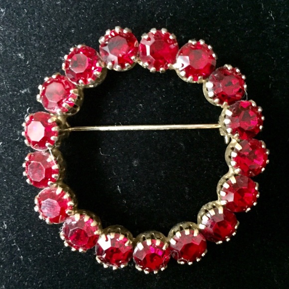 Vintage St Labre Signed Red Rhinestone Circle Pin - Picture 4 of 6
